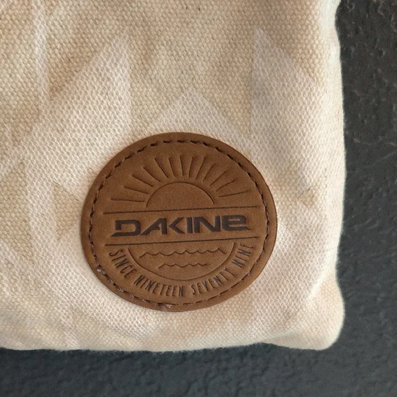 Dakine Cream Canvas Crossbody with Geometric Jacquard - Picture 4 of 7